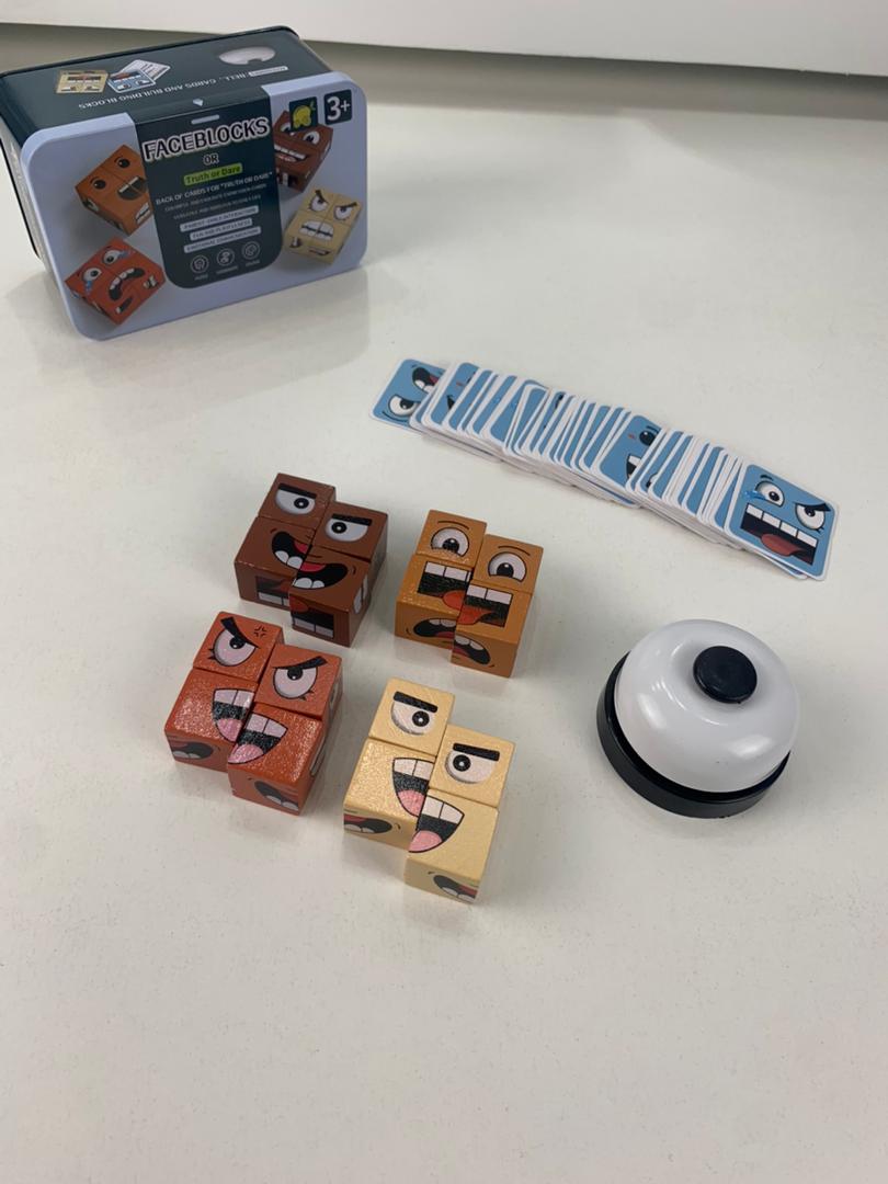 Jeu de Puzzle Cubes en Bois – لعبة أحجية مكعبات خشبية