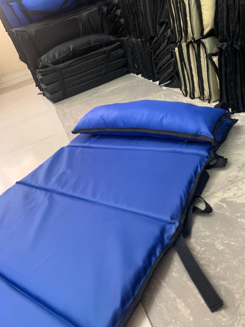 Matelas de Camping Pliable Facile à Transporter 185 x 65 cm – فرشة تخييم قابلة للطي