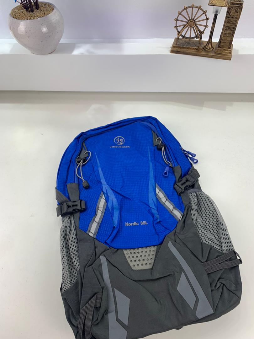 Sac à Dos de Randonnée 35L Imperméable – حقيبة ظهر