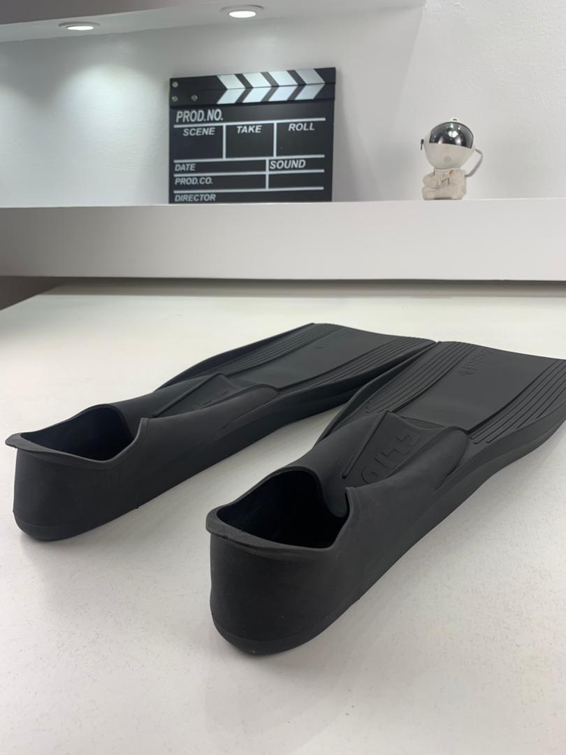 Cressi Clio Palmes de Plongée Professionnel avec Longue Lame – زعانف السباحة