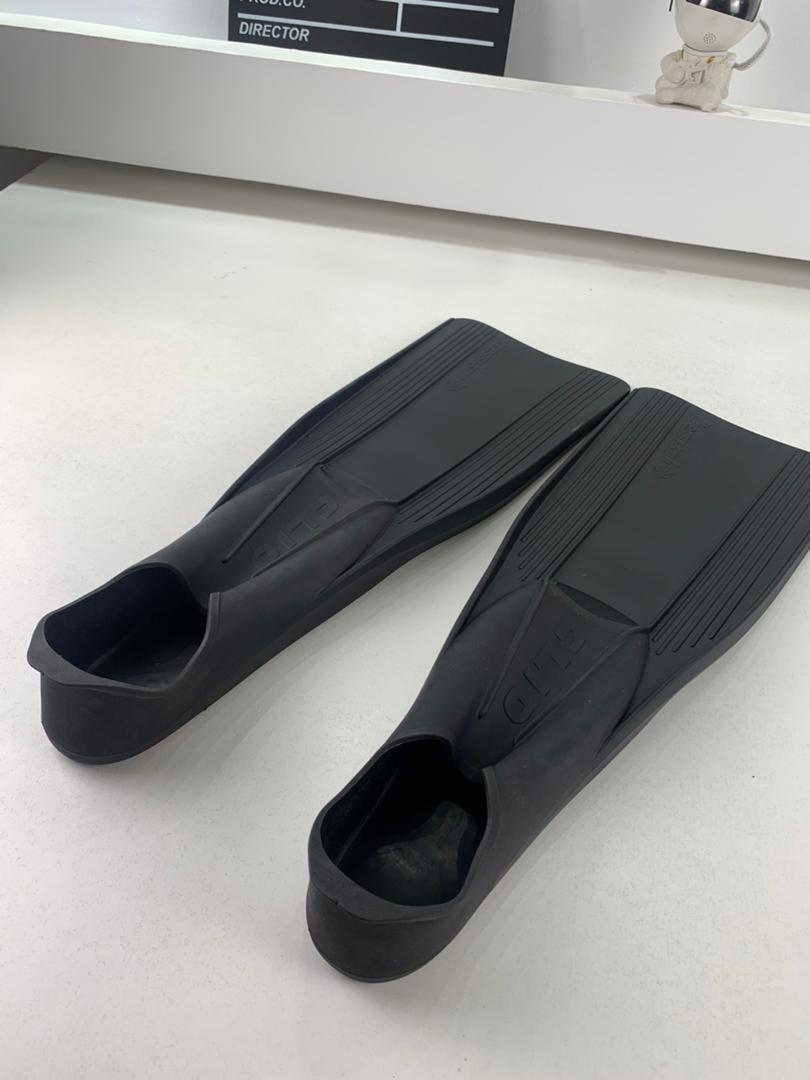 Cressi Clio Palmes de Plongée Professionnel avec Longue Lame – زعانف السباحة