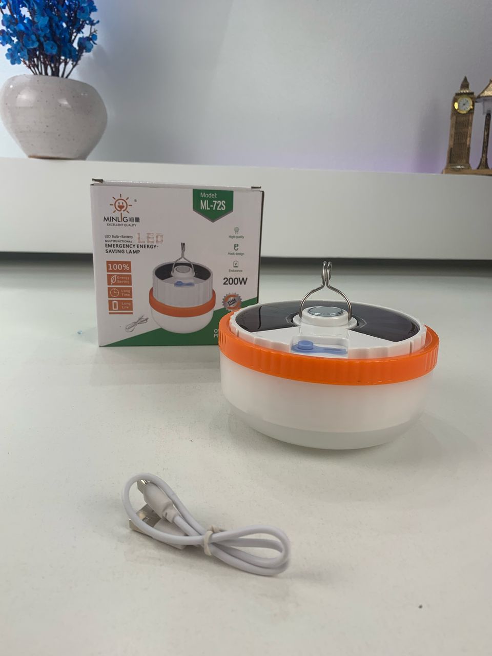 Lampe Solaire Rechargeable avec Suspension– مصباح شمسي قابل لإعادة الشحن مع تعليق