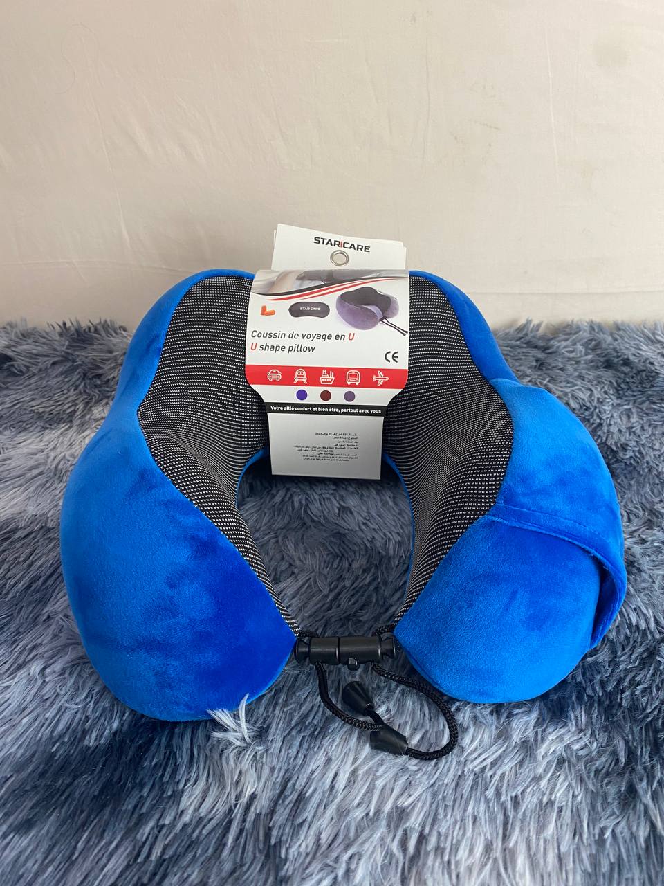 Kit de voyage 3in1 Oreiller en mousse à mémoire de forme en forme de U avec Bouchon d’oreille et Bandeau Yeux