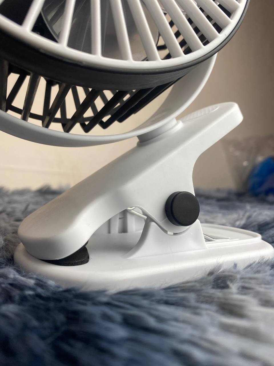 Ventilateur de bureau portable à pince réglable à 360°, rechargeable via USB